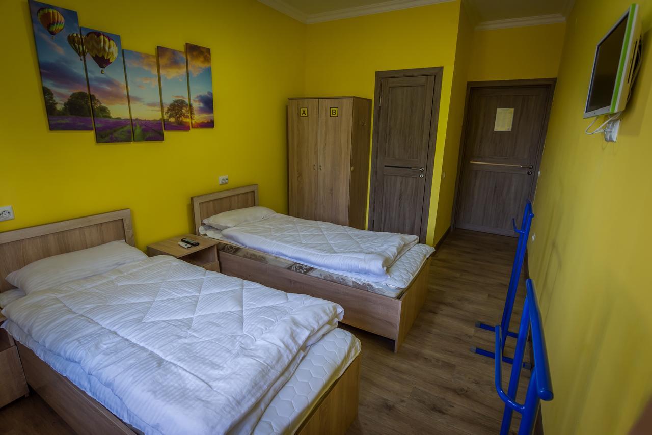 Da Hostel 阿拉木图 外观 照片